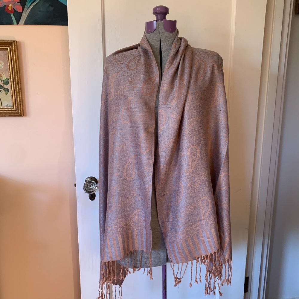 Vintage Paisley Pashmina Scarf Shawl Wrap Peach Twist Fringed 66x27" Boho